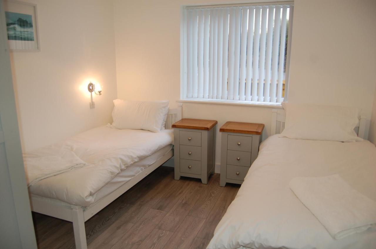הוליהד Beautiful, Modern Villa 5 Mins Walk From The Stunning Bay At Trearddur מראה חיצוני תמונה